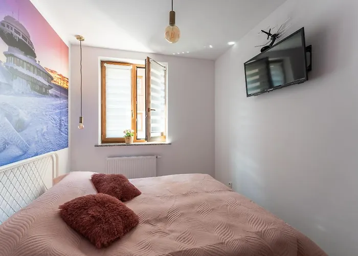 Apartmán Strumykowy Zakatek - W Centrum Z Prywatnym Parkingiem - Space Karpacz