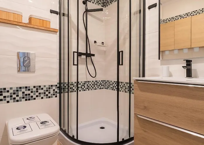 Strumykowy Zakatek - W Centrum Z Prywatnym Parkingiem - Space Apartmán