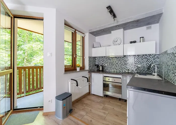 Strumykowy Zakatek - W Centrum Z Prywatnym Parkingiem - Space * 카르파츠